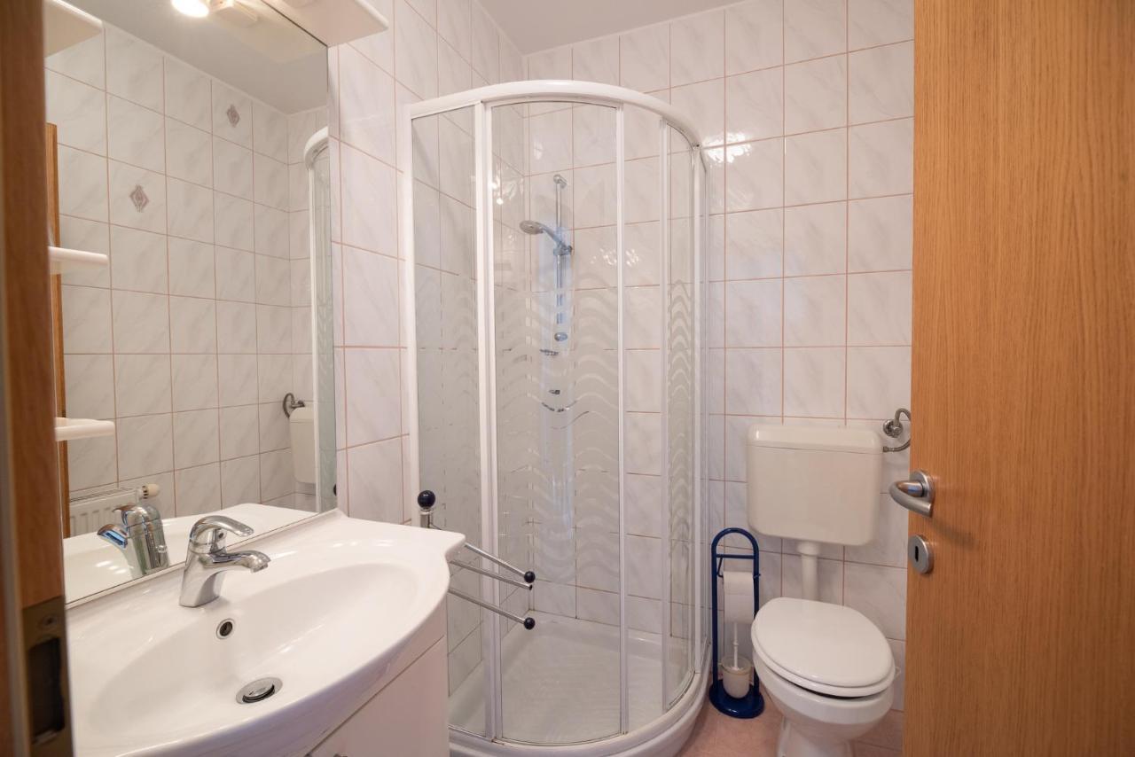 Apartmaji Trentelj ブレッド エクステリア 写真