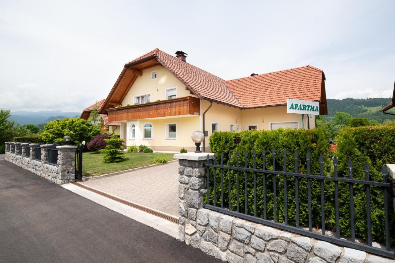 Apartmaji Trentelj ブレッド エクステリア 写真